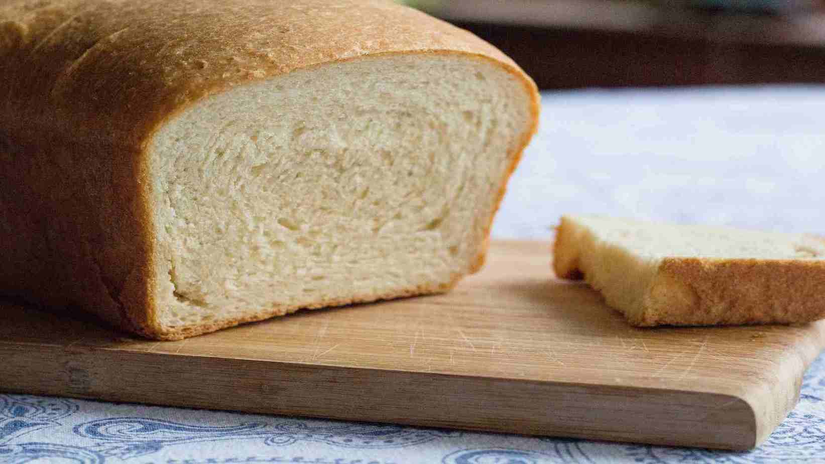 Things To Consider When Purchasing A Bread Maker - Buying Guide