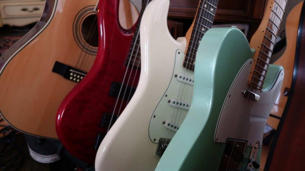 Types Of Guitars - Acoustic and Electric Guitars