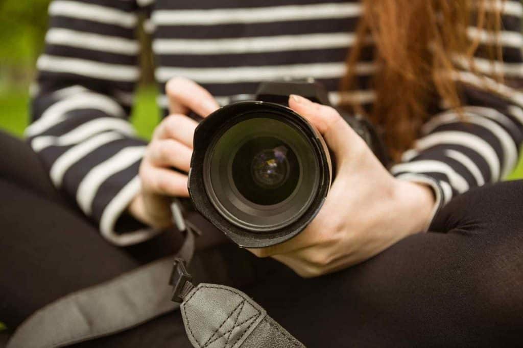 Things You Need To Consider Before Buying A DSLR Camera In India